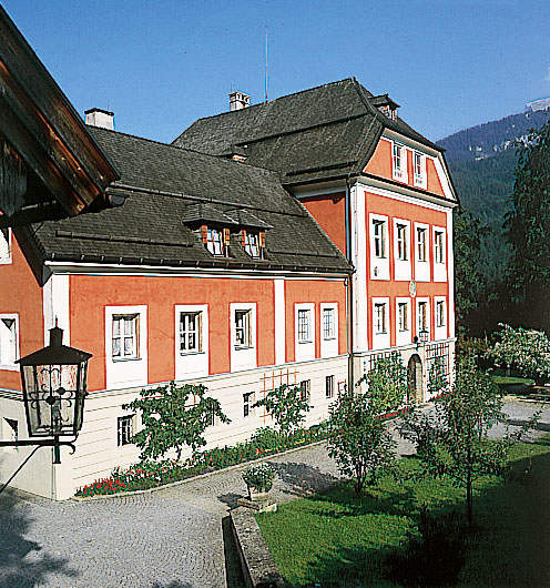 alpen hotel seimler berchtesgaden fassade schloss adelsheim
